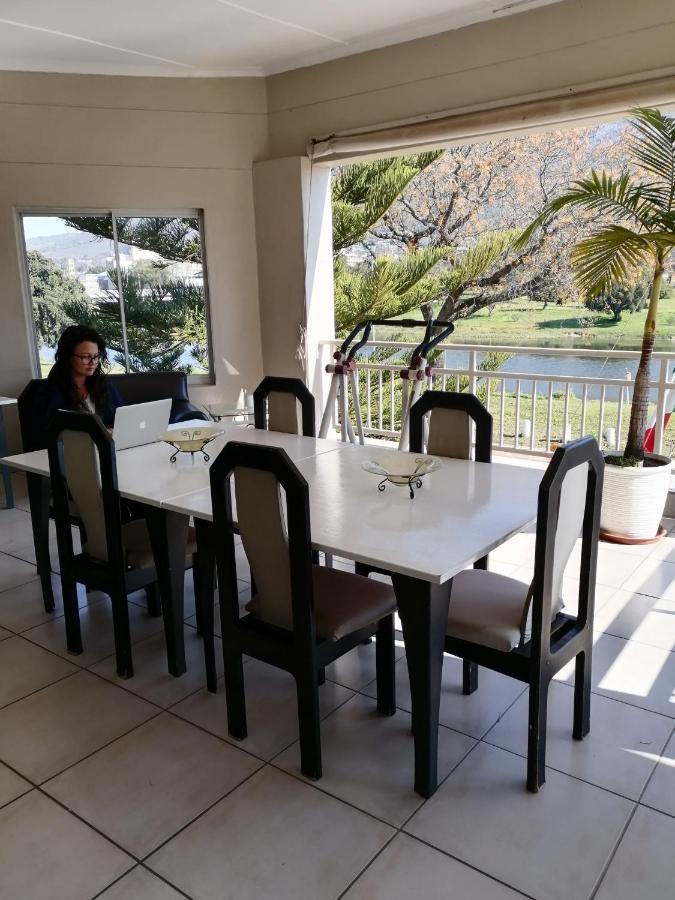 Sunset Boulevard Riverlodge Paarl Exteriör bild
